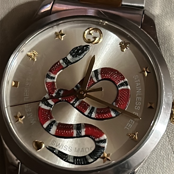 Gucci 100% Authentic watch Swiss made cobra snake face 18kt yellow gold - Picture 6 of 8